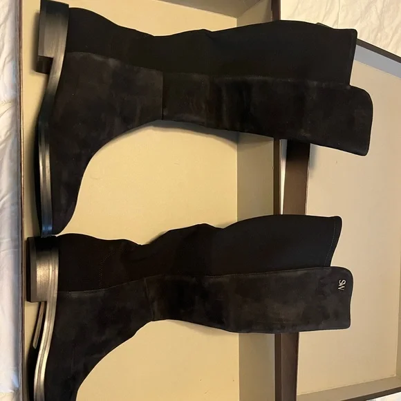 Stuart Weitzman KEELAN city boot, NWOT, size 8, black, retail $695!